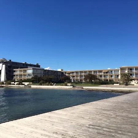 ⭐⭐ A Avec Climatisation Et Jardin, Animaux Admis - Fr-1-503-156 Apartment *